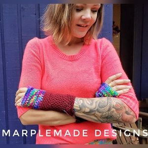 NWT* Handmade Fingerless gloves💜 super soft acrylic yarn, MarpleMade Designs,